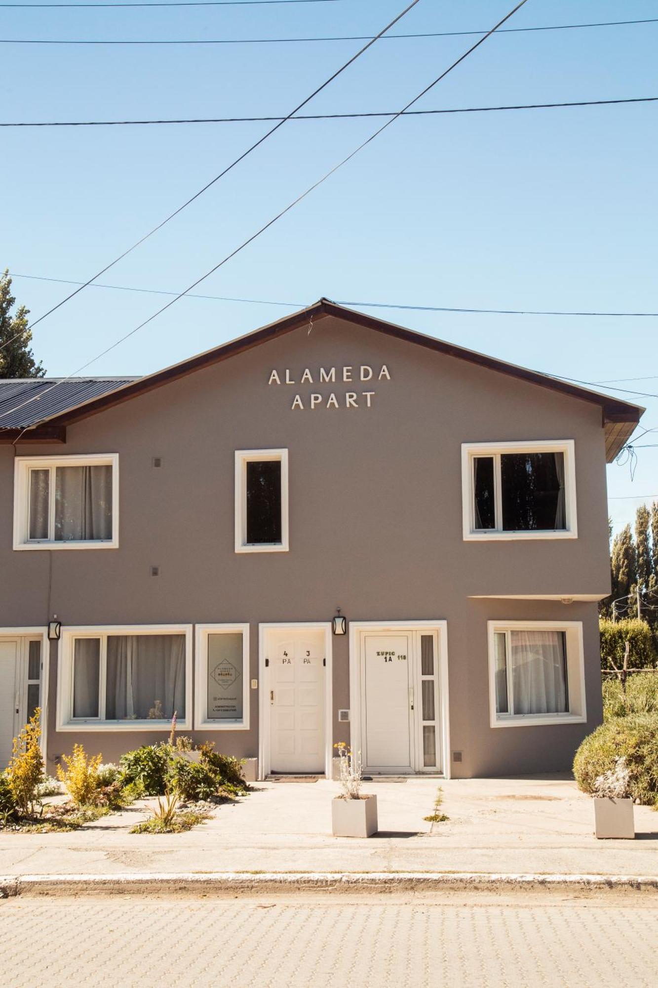 Alameda Apart 埃尔卡拉法特 外观 照片